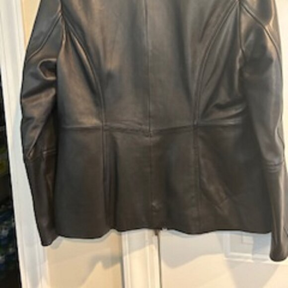 Women's Leather Jacket Black Brand: Investments Med. Shell: Genuine Lamb Leather - Picture 6 of 6